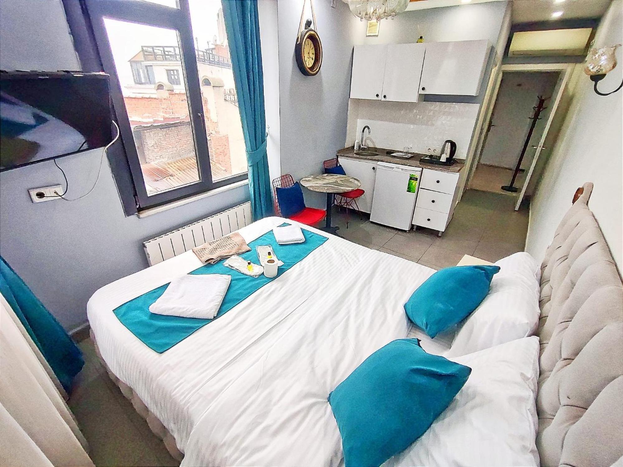 Отель Galata Zade Luxury Boutique
